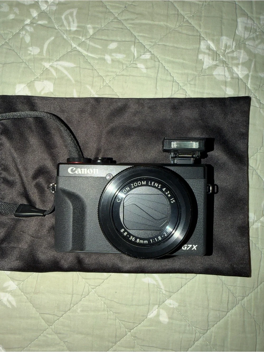 Canon PowerShot G7 X Mark III like new with box